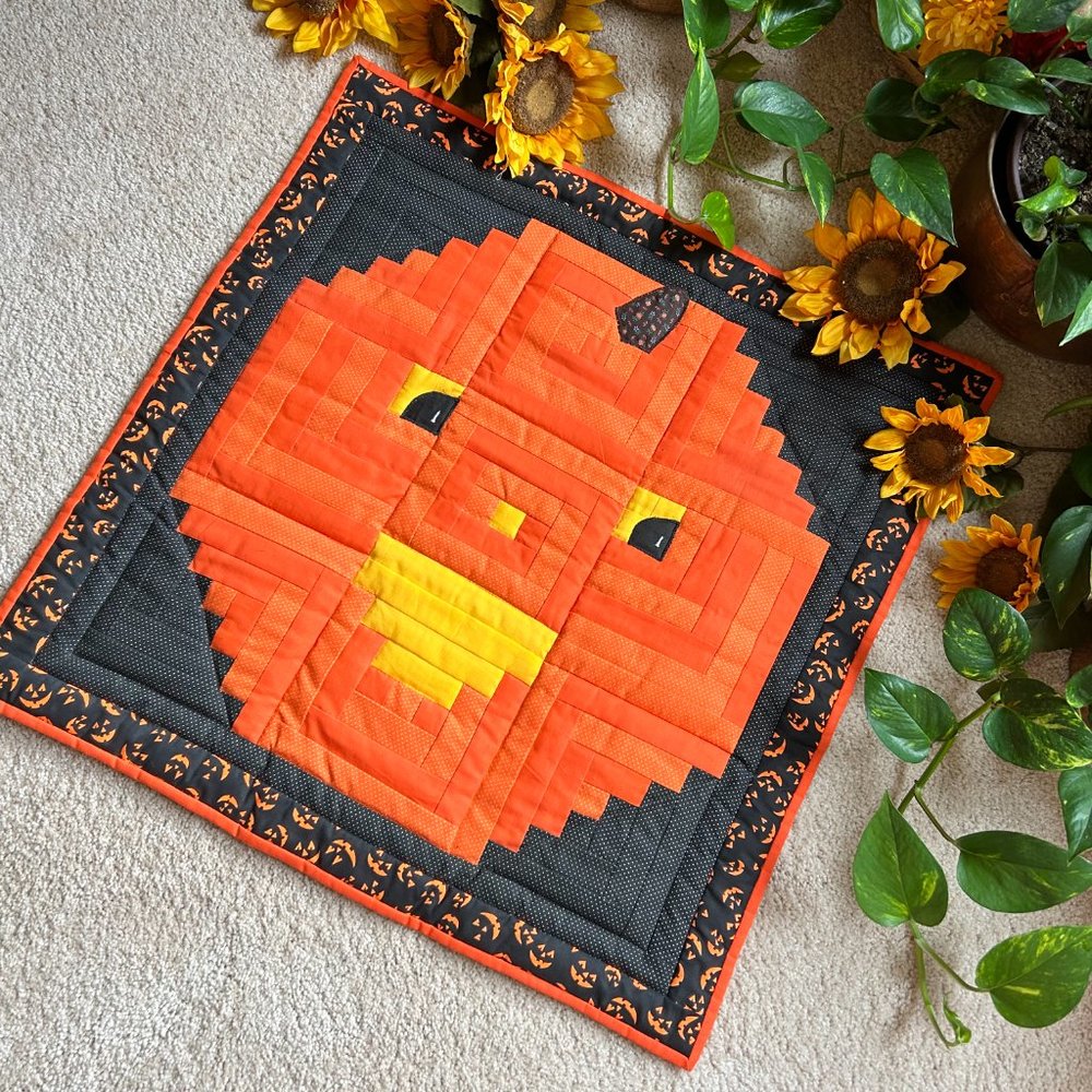 Patchwork Halloween Jack-O-Lantern Wall Hanging - Picture 2 of 15